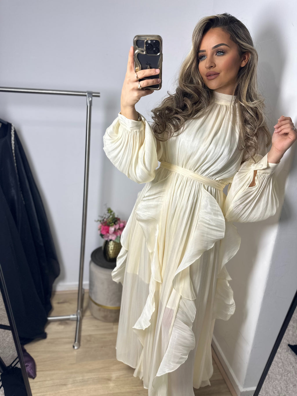 PRE-ORDER Jurk Adora silk beige