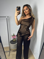 Set Maya bruin