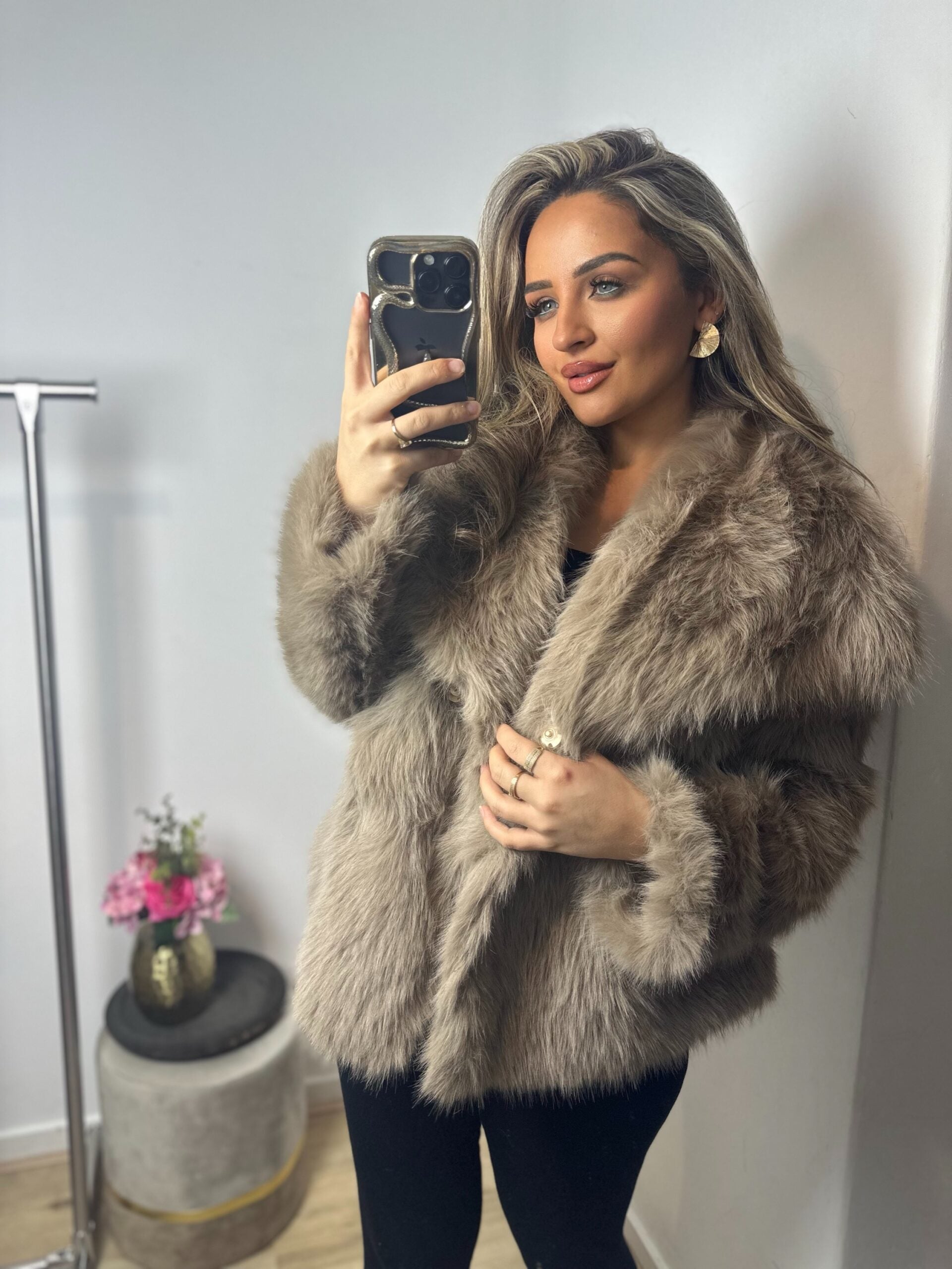 Bontjas short lichtbruin